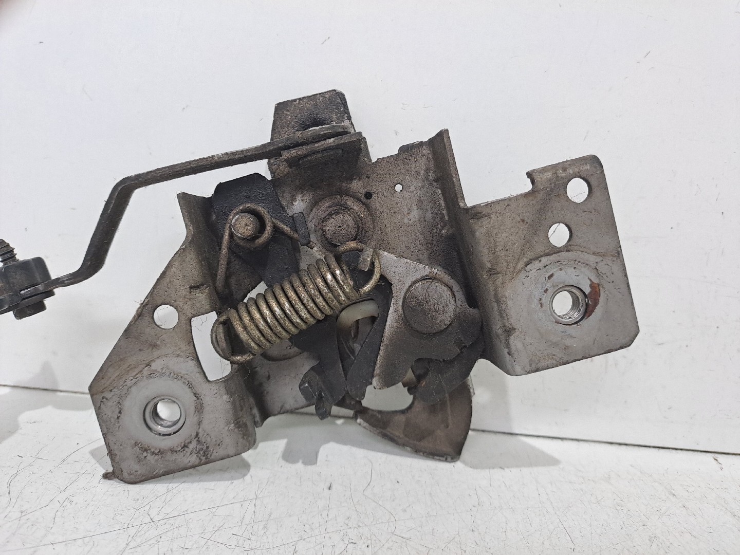 Fechadura do Capot FORD FIESTA V (JH_, JD_) | 01 - 14