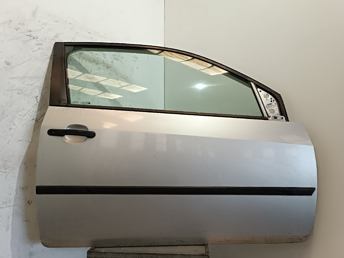 Porta frente direita FORD FIESTA V (JH_, JD_) | 01 - 14