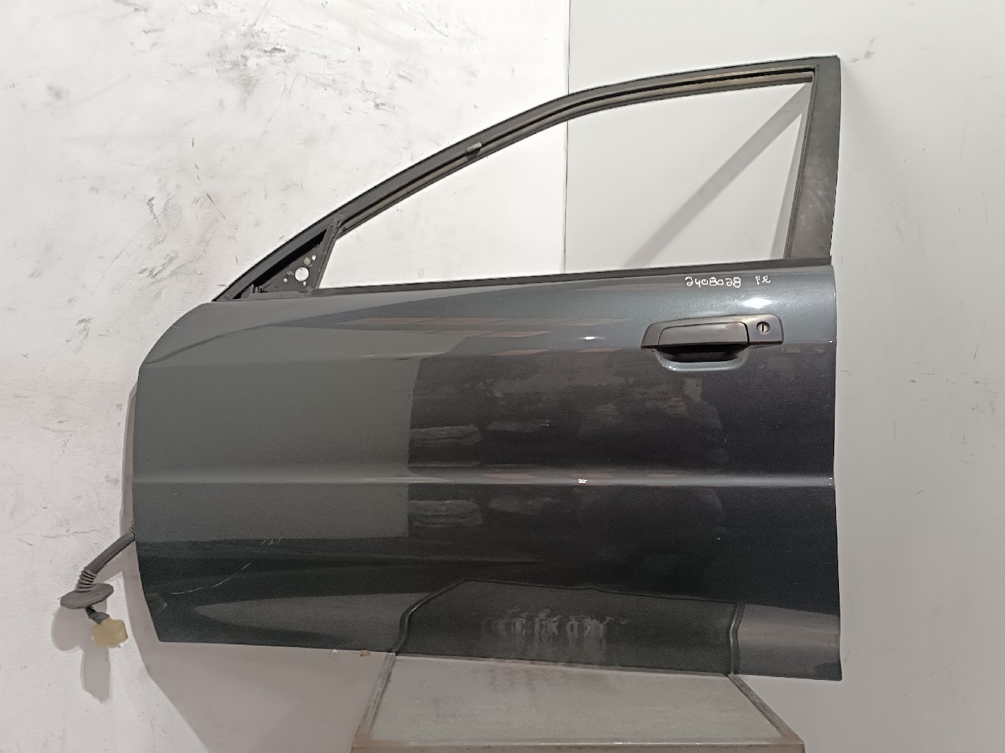 Left Front Door MITSUBISHI LANCER VI (CJ_, CP_) | 95 - 03