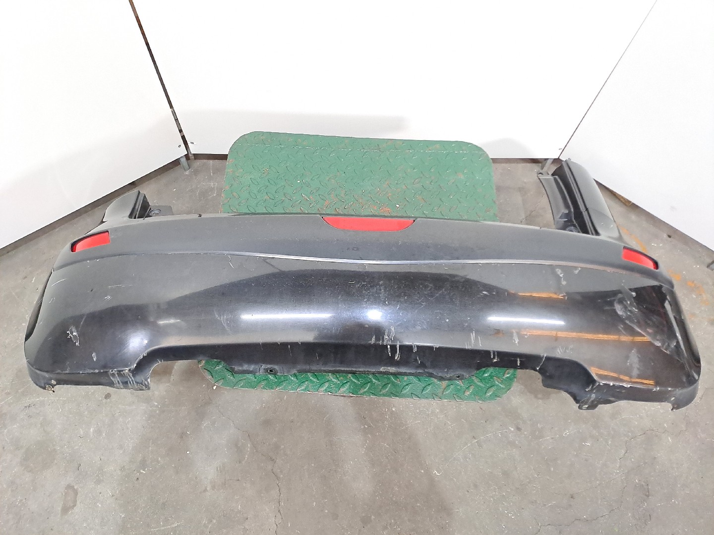 Pára-choques traseiro NISSAN NOTE (E11, NE11) | 05 - 13