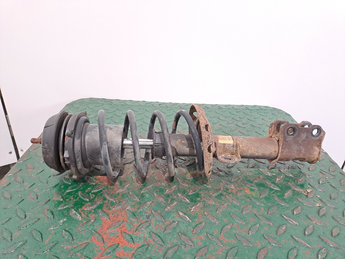 Right Front Shock Absorber OPEL CORSA C (X01) | 00 - 09