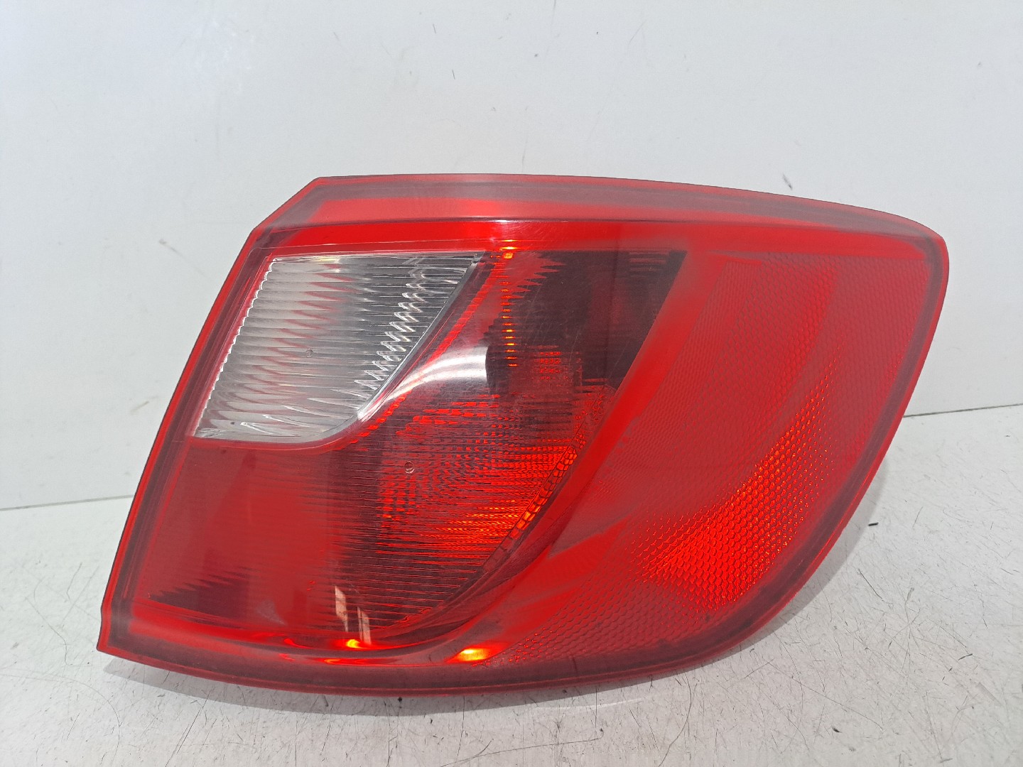 Farolim direito SEAT IBIZA IV ST (6J8, 6P8) | 10 - 16