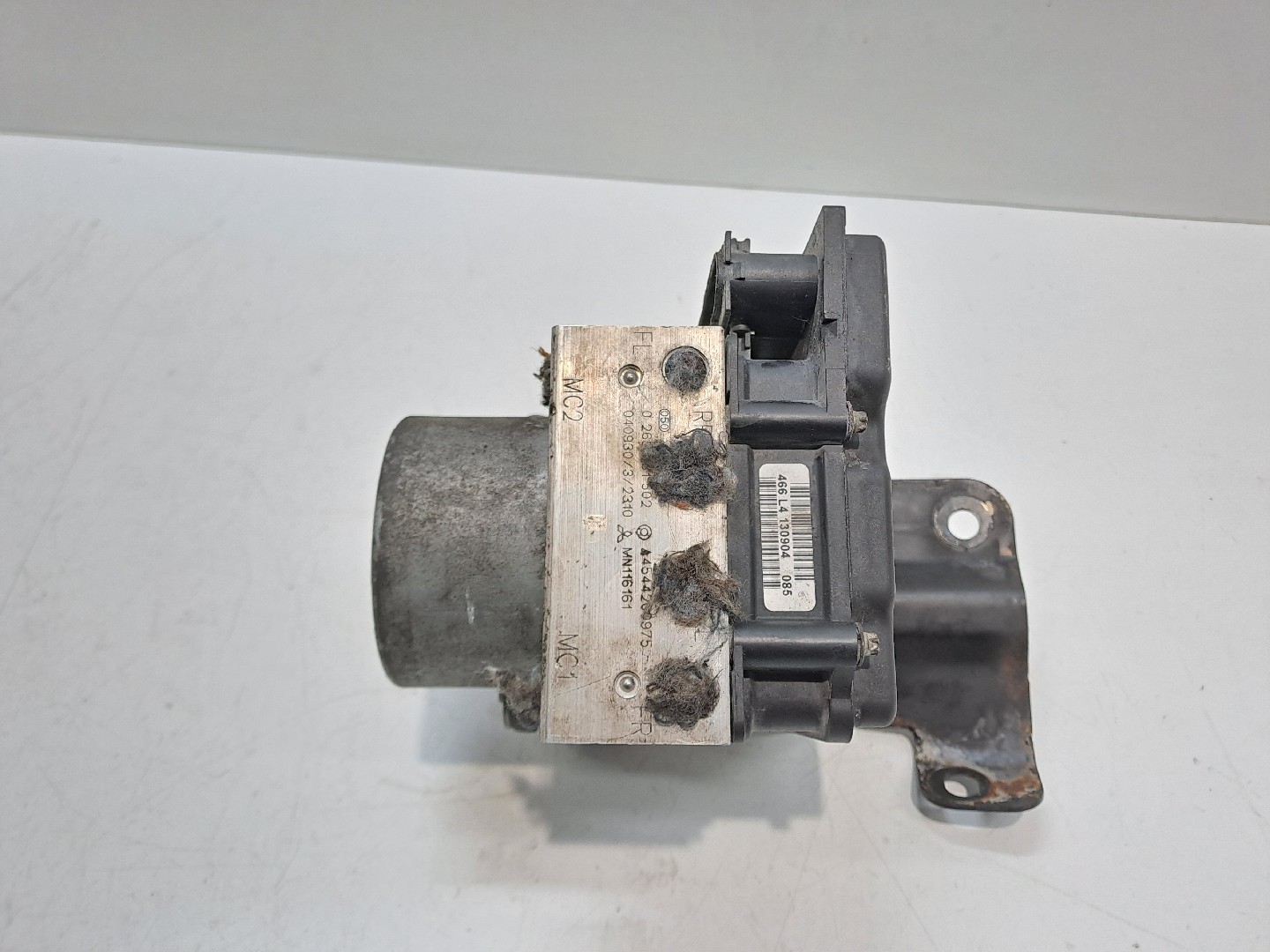 Módulo de ABS MITSUBISHI COLT VI (Z3_A, Z2_A) | 02 - 12