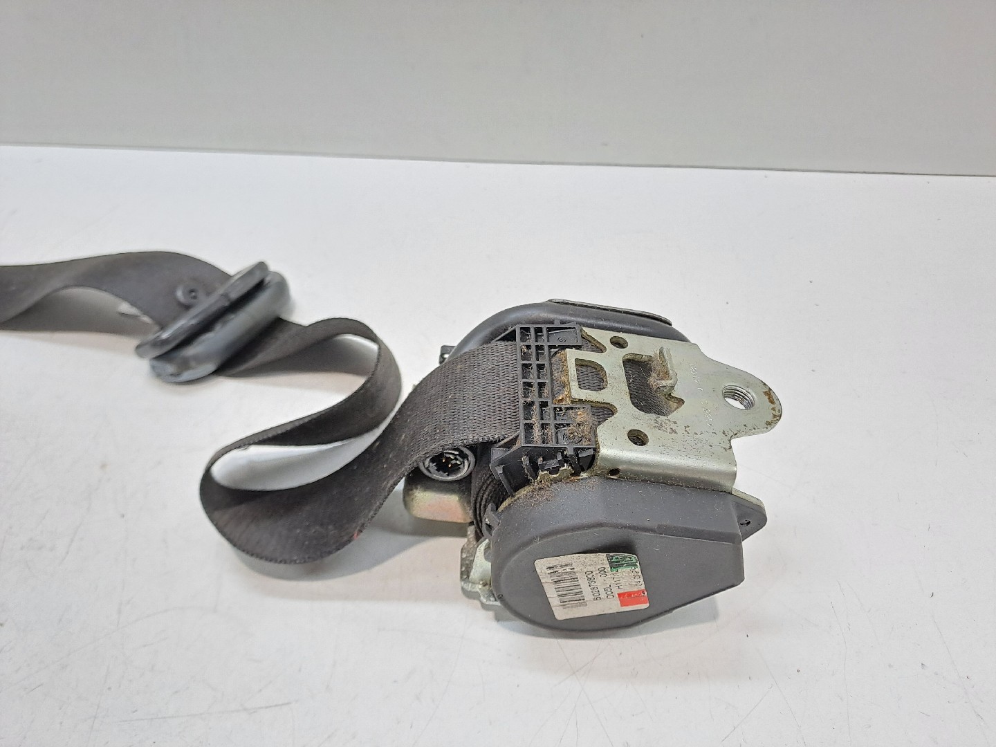 Pre-tensor frente esquerdo MITSUBISHI COLT VI (Z3_A, Z2_A) | 02 - 12