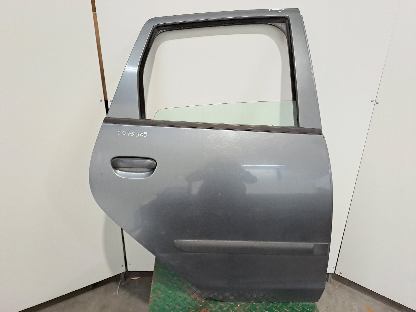 Porta trás direita MITSUBISHI COLT VI (Z3_A, Z2_A) | 02 - 12