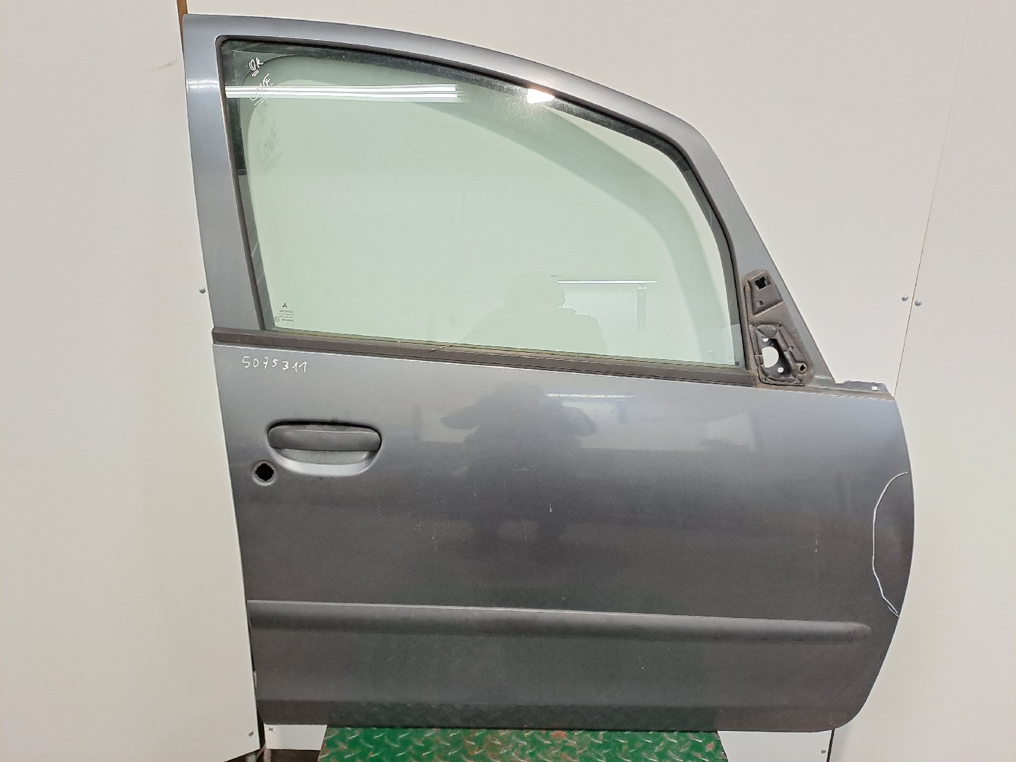 Porta frente direita MITSUBISHI COLT VI (Z3_A, Z2_A) | 02 - 12