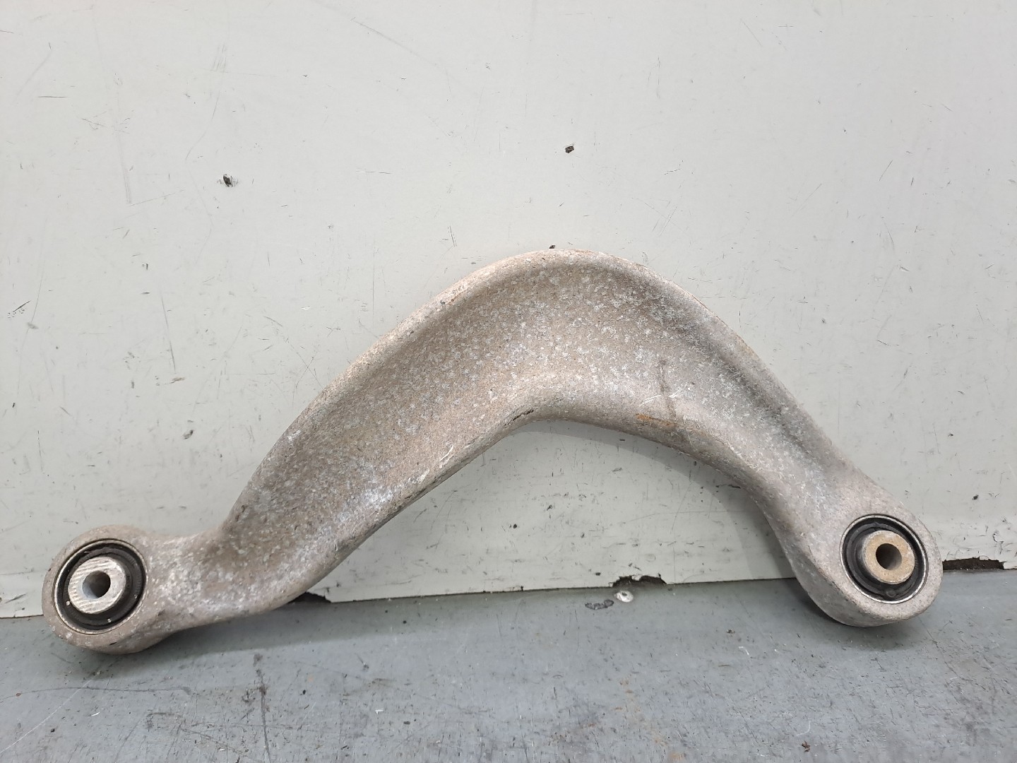 Braço suspensão trás direito AUDI A4 Avant (8K5, B8) | 07 - 15