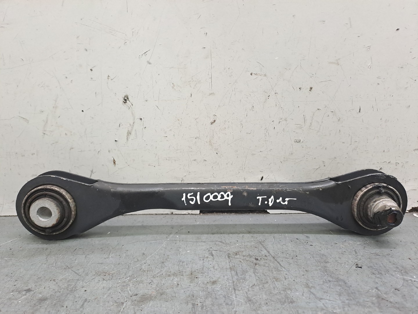 Braço suspensão trás direito AUDI A4 Avant (8K5, B8) | 07 - 15