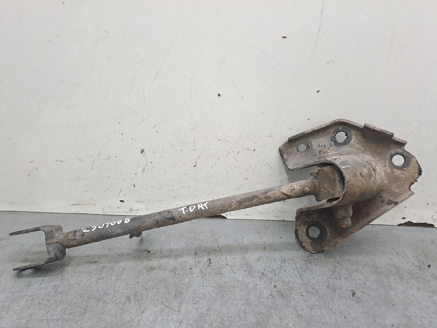 Right Rear Suspension Arm DACIA DUSTER (HS_) | 10 - 18