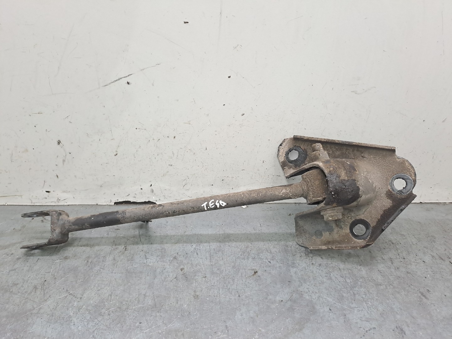 Left Rear Suspension Arm DACIA DUSTER (HS_) | 10 - 18