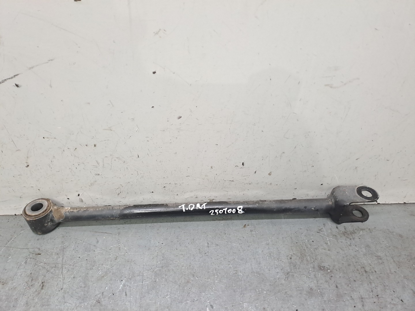Right Rear Suspension Arm DACIA DUSTER (HS_) | 10 - 18
