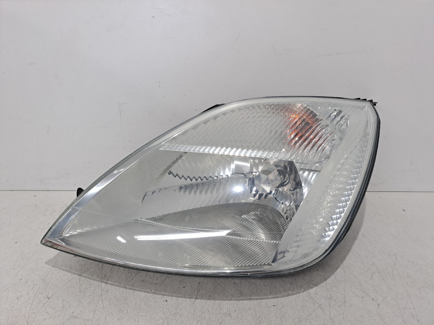 Optica esquerda FORD FIESTA V (JH_, JD_) | 01 - 14