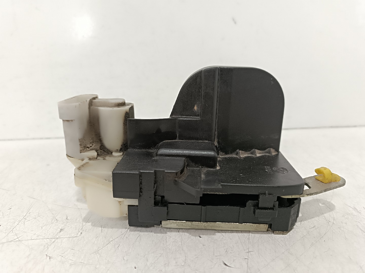Fechadura trás esquerda ALFA ROMEO 147 (937_) | 00 - 10