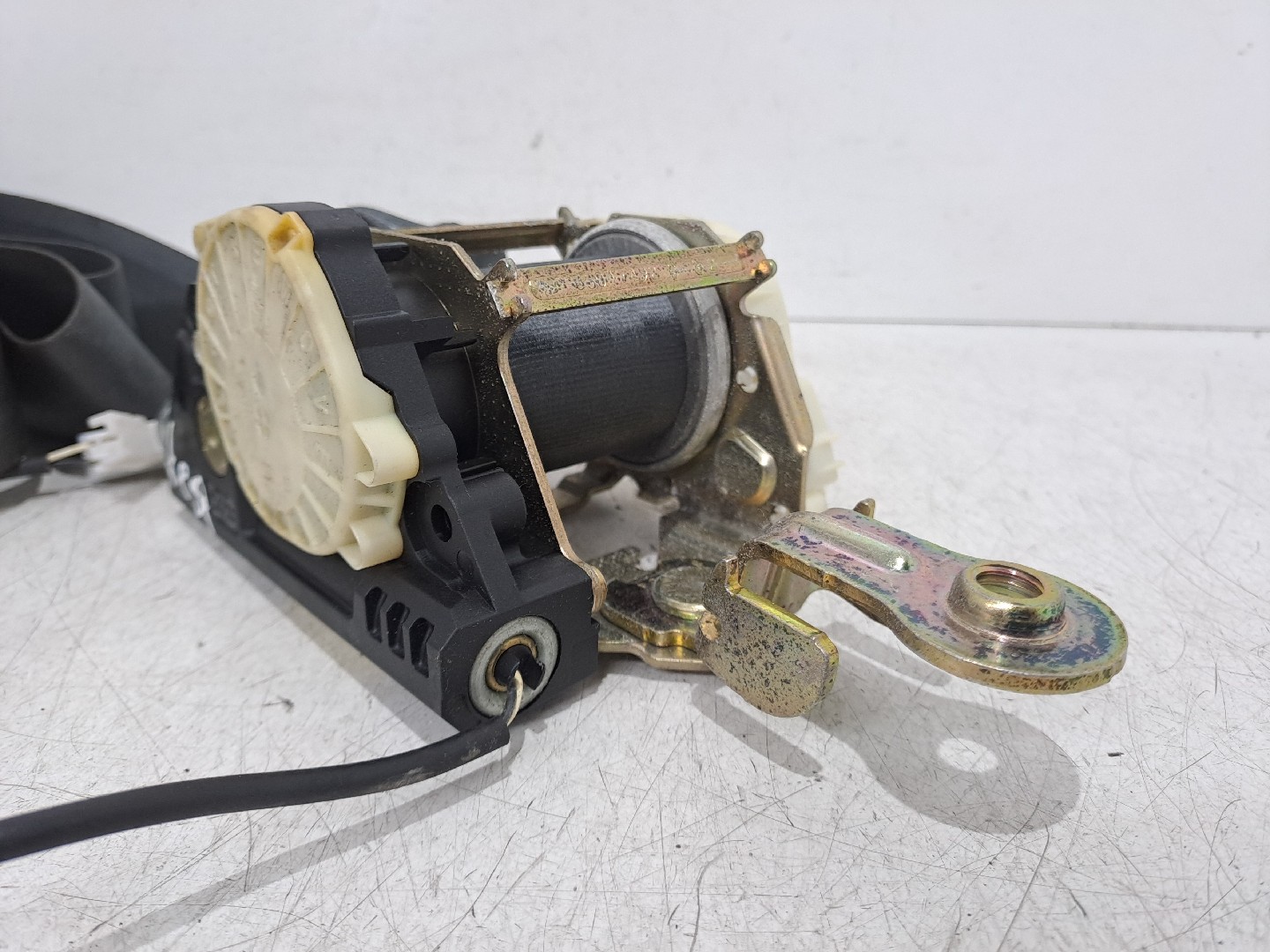 Pre-tensor frente esquerdo RENAULT MODUS / GRAND MODUS (F/JP0_) | 04 - 