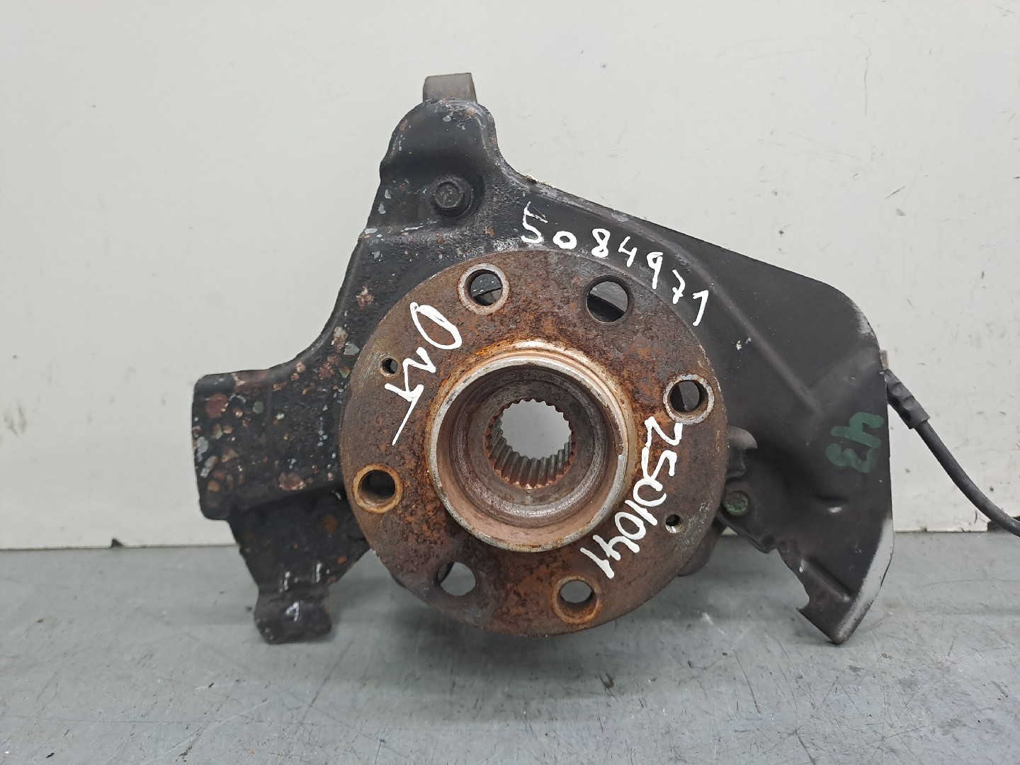Right Front Steering Knuckle OPEL CORSA D Van (S07) | 06 - 14