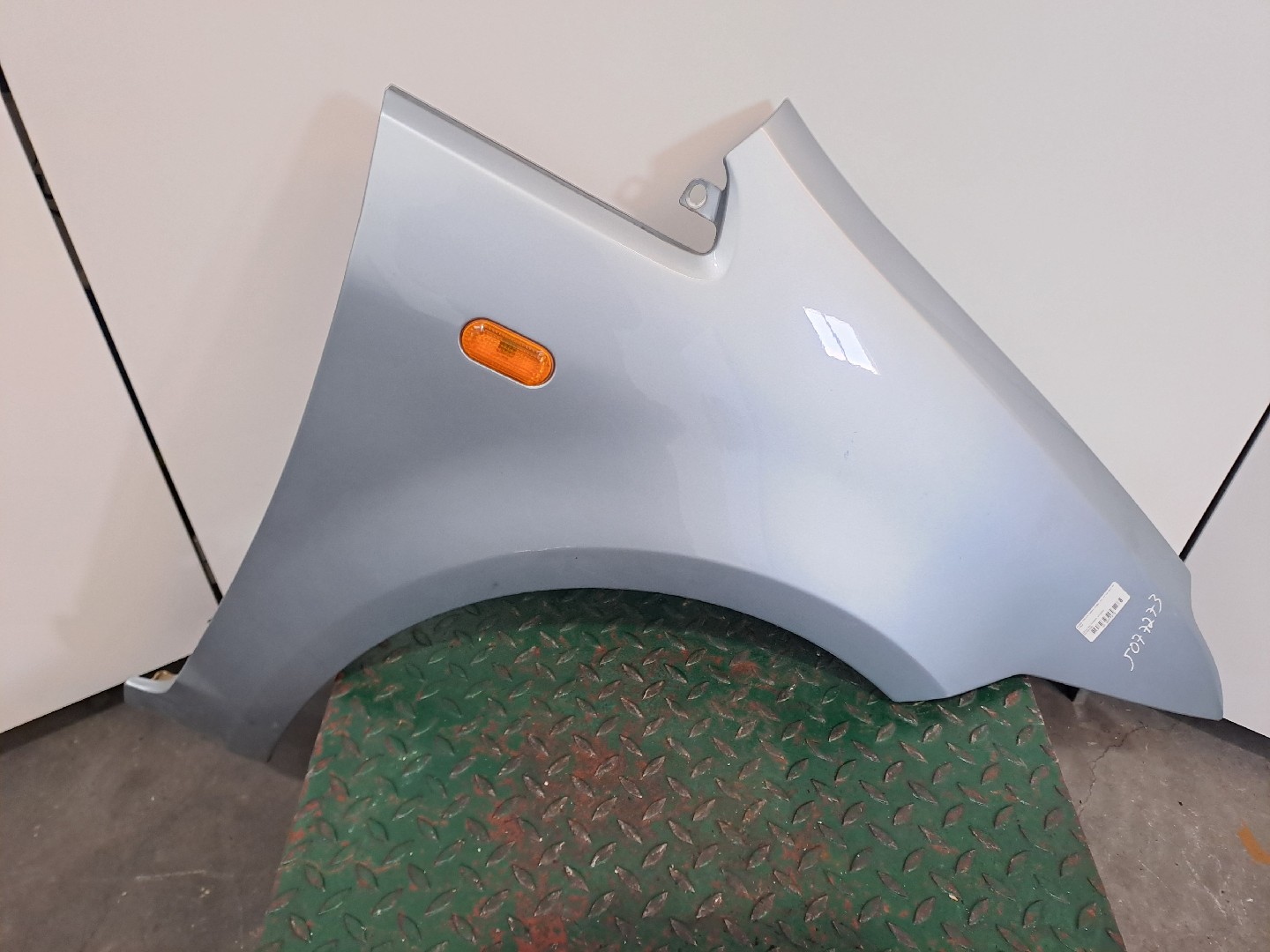 Guarda-lamas direito FORD FOCUS C-MAX (DM2) | 03 - 07