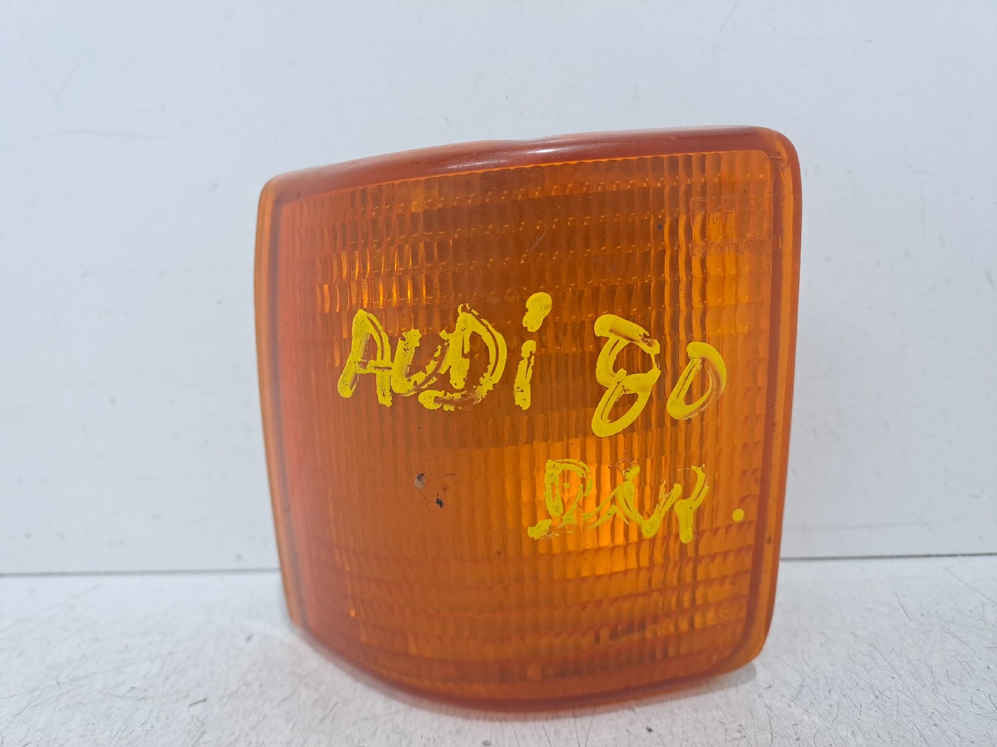 Right Front Indicator AUDI 80 (89, 89Q, 8A, B3) | 86 - 91