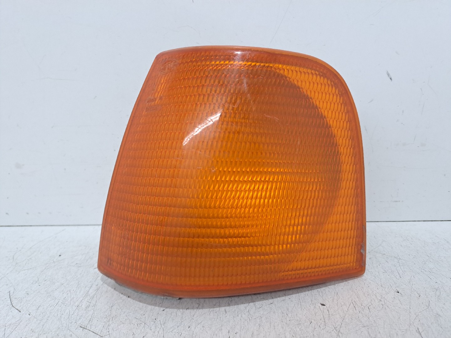 Left Front Indicator AUDI 100 (44, 44Q, C3) | 82 - 91