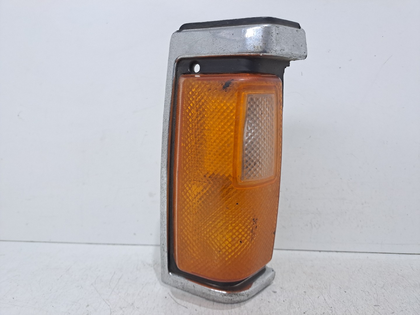 Right Front Indicator NISSAN PICK UP (D21) | 85 - 08