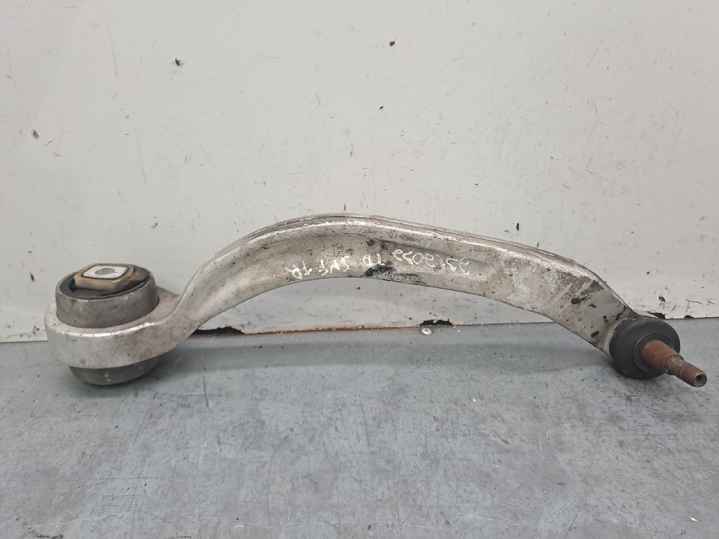 Right Rear Suspension Arm AUDI A4 (8D2, B5) | 94 - 01