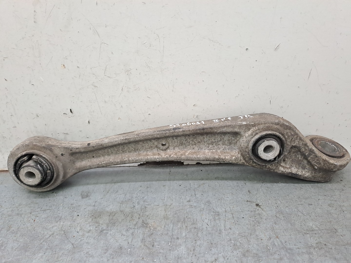 Left Front Suspension Arm AUDI A4 Avant (8K5, B8) | 07 - 15