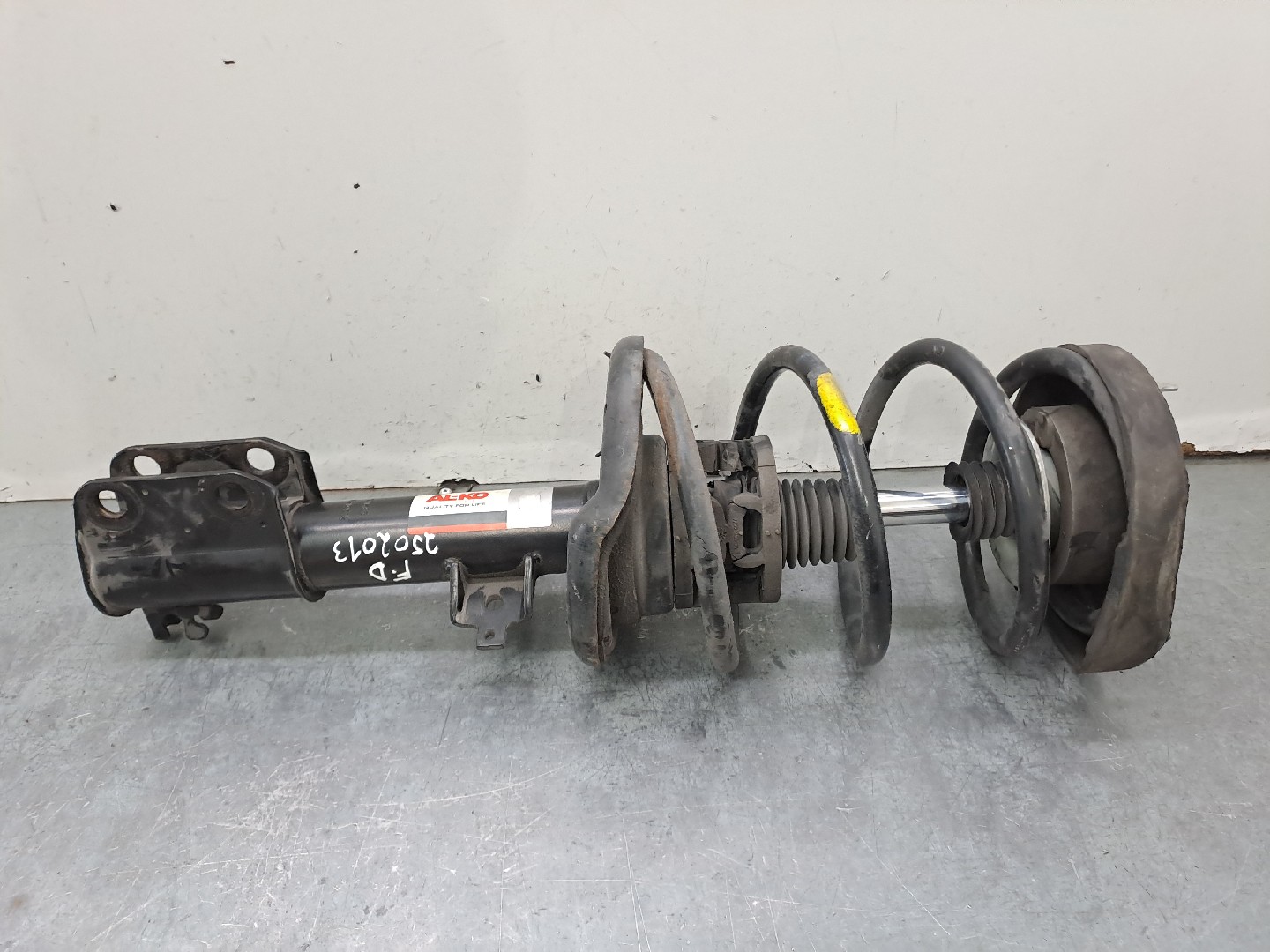 Right Front Shock Absorber RENAULT ESPACE III (JE0_) | 96 - 02