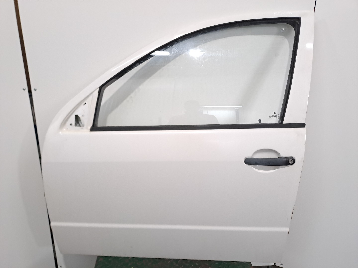 Left Front Door SKODA FABIA I Combi (6Y5) | 00 - 07