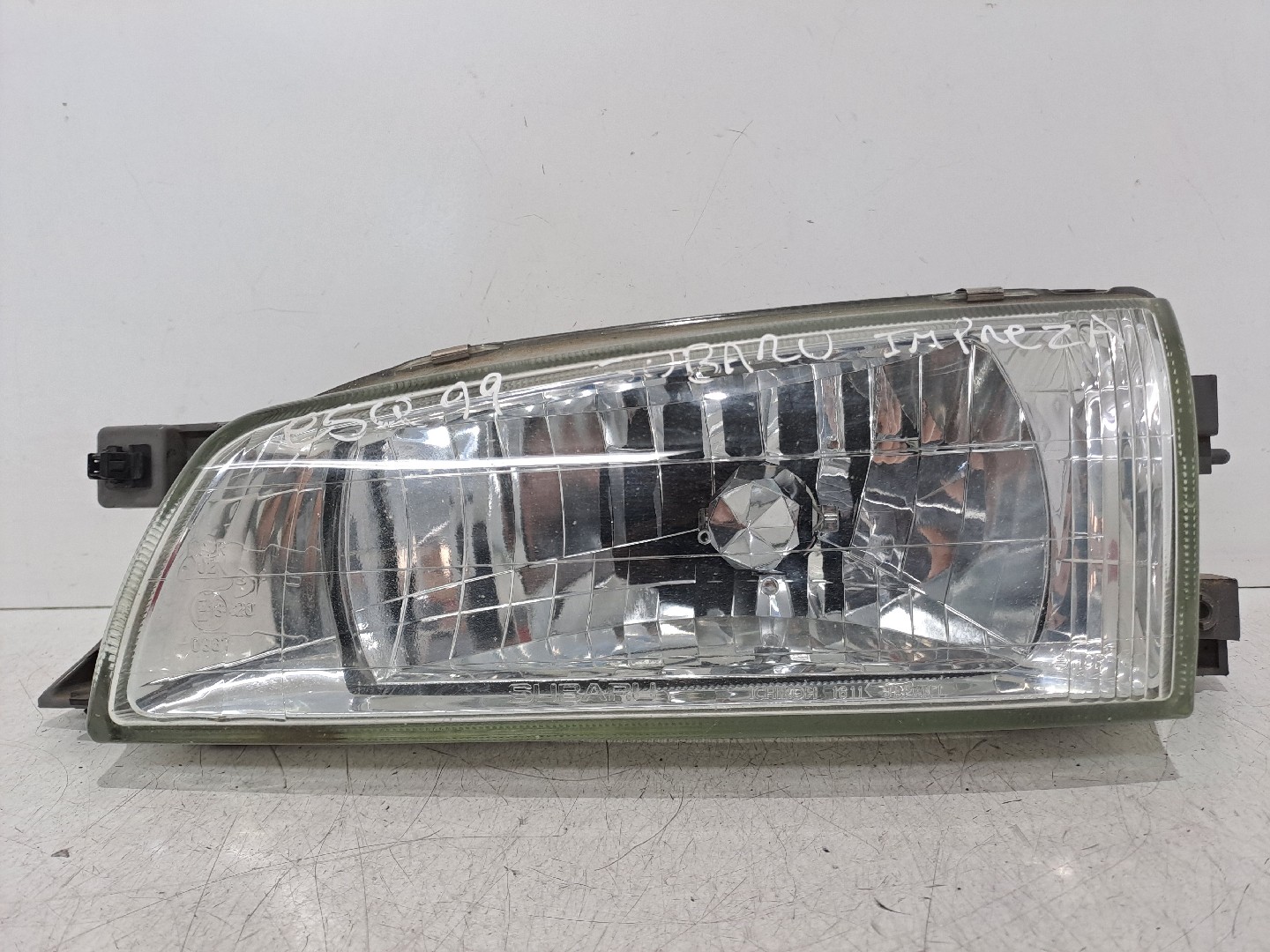 Left Headlight SUBARU IMPREZA Combi (GF) | 92 - 00