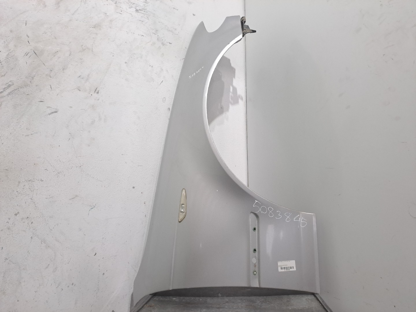Right Front Fenders BMW 3 (E46) | 97 - 05