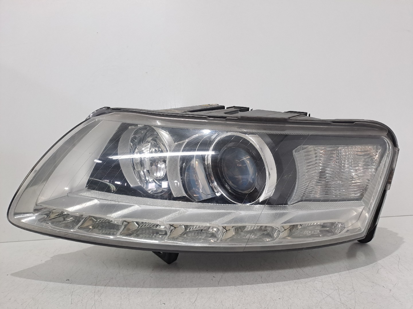 Left Headlight AUDI A6 Avant (4F5, C6) | 04 - 11