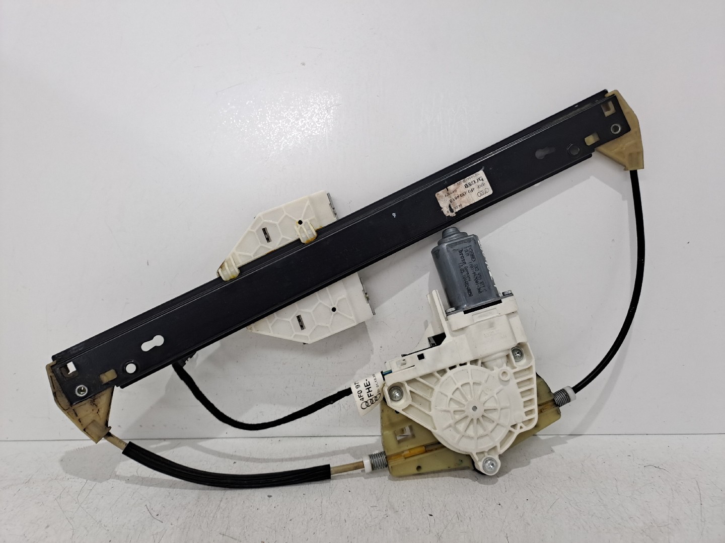 Elevador vidro trás esquerdo AUDI A6 Avant (4F5, C6) | 04 - 11