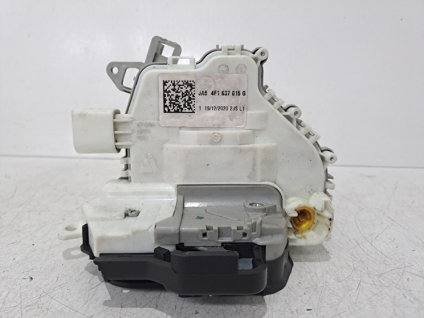 Left Front Lock AUDI A6 Avant (4F5, C6) | 04 - 11
