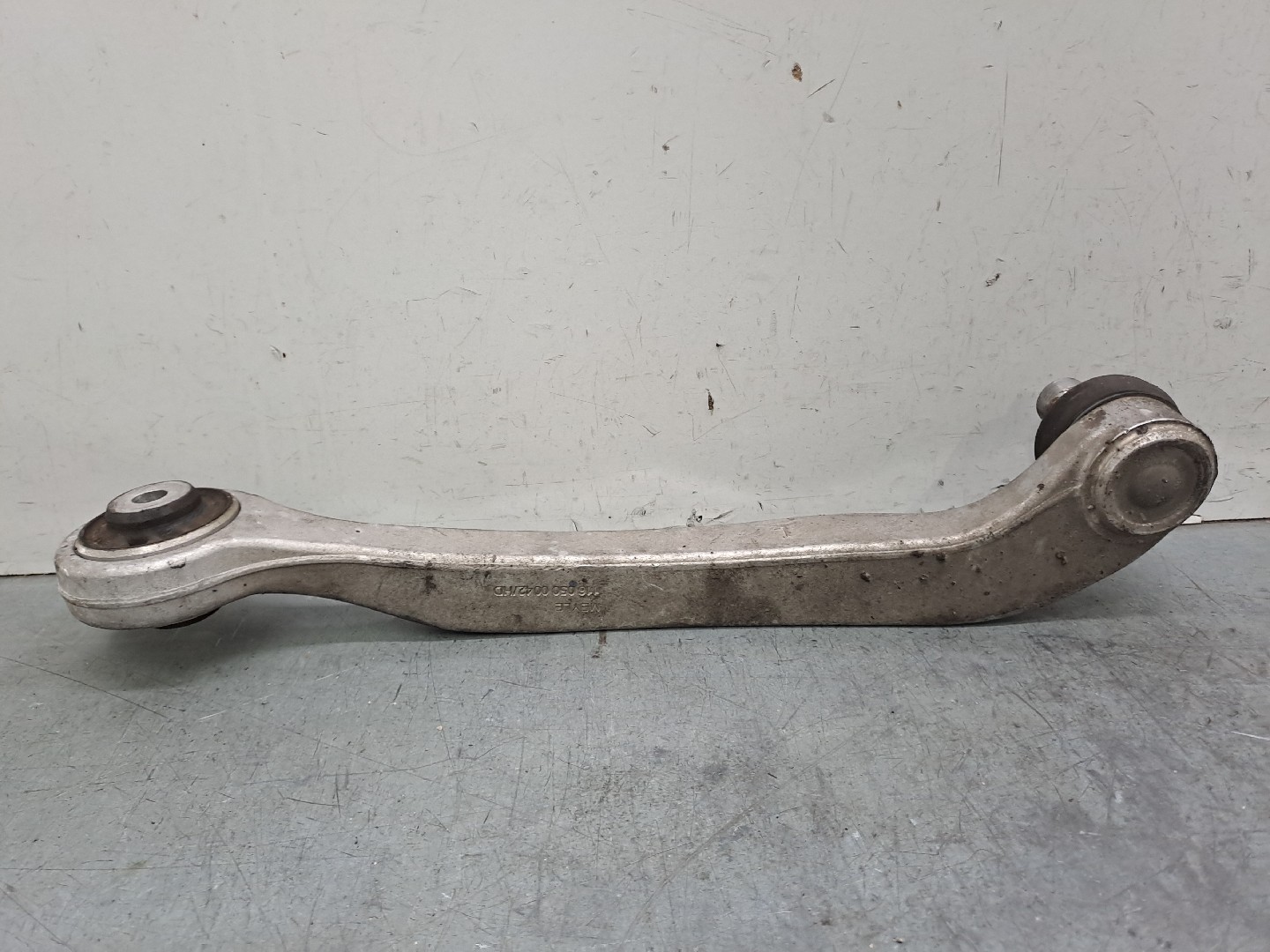 Braço suspensão frente esquerdo AUDI A6 Avant (4F5, C6) | 04 - 11