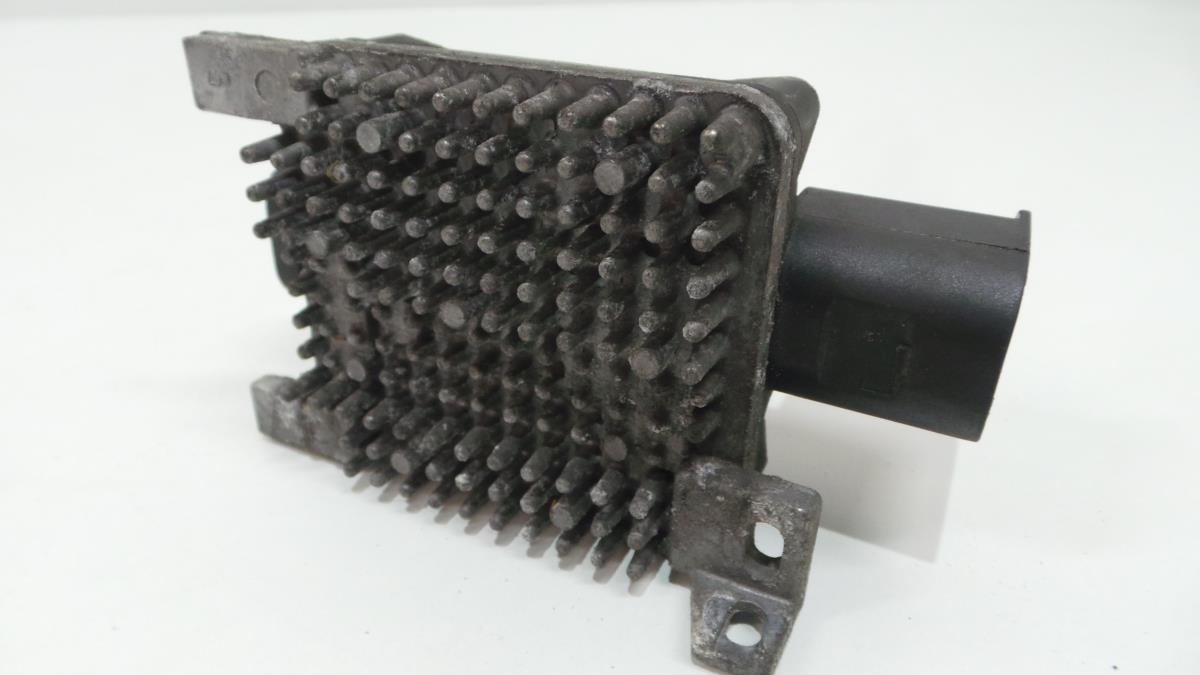 Módulo eletrónico BMW 1 (F21) | 11 - 