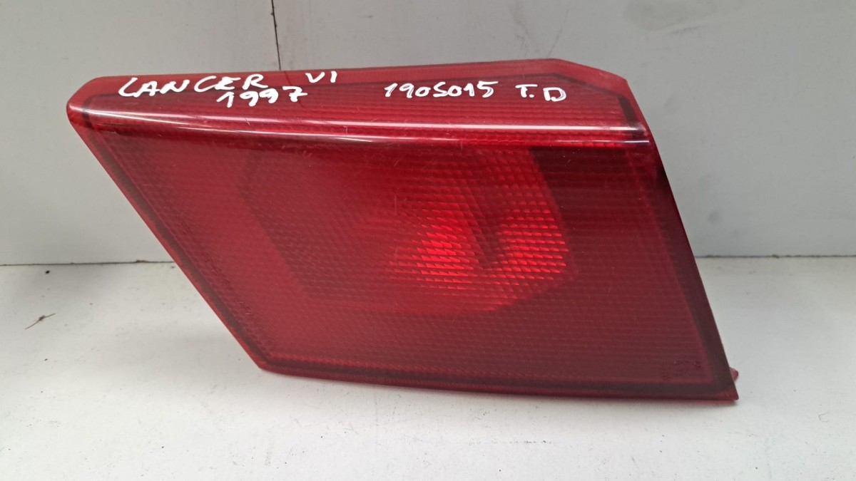 Right Tailgate Light MITSUBISHI LANCER VI (CJ_, CP_) | 95 - 03