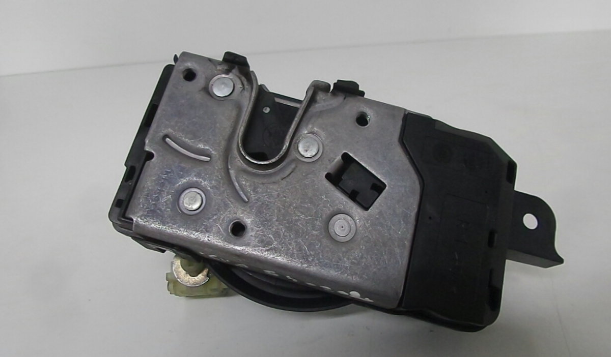 Right Front Lock OPEL ASTRA H Combi (A04) | 04 - 14