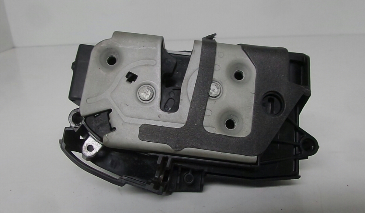 Right Front Lock FORD FOCUS III | 10 - 
