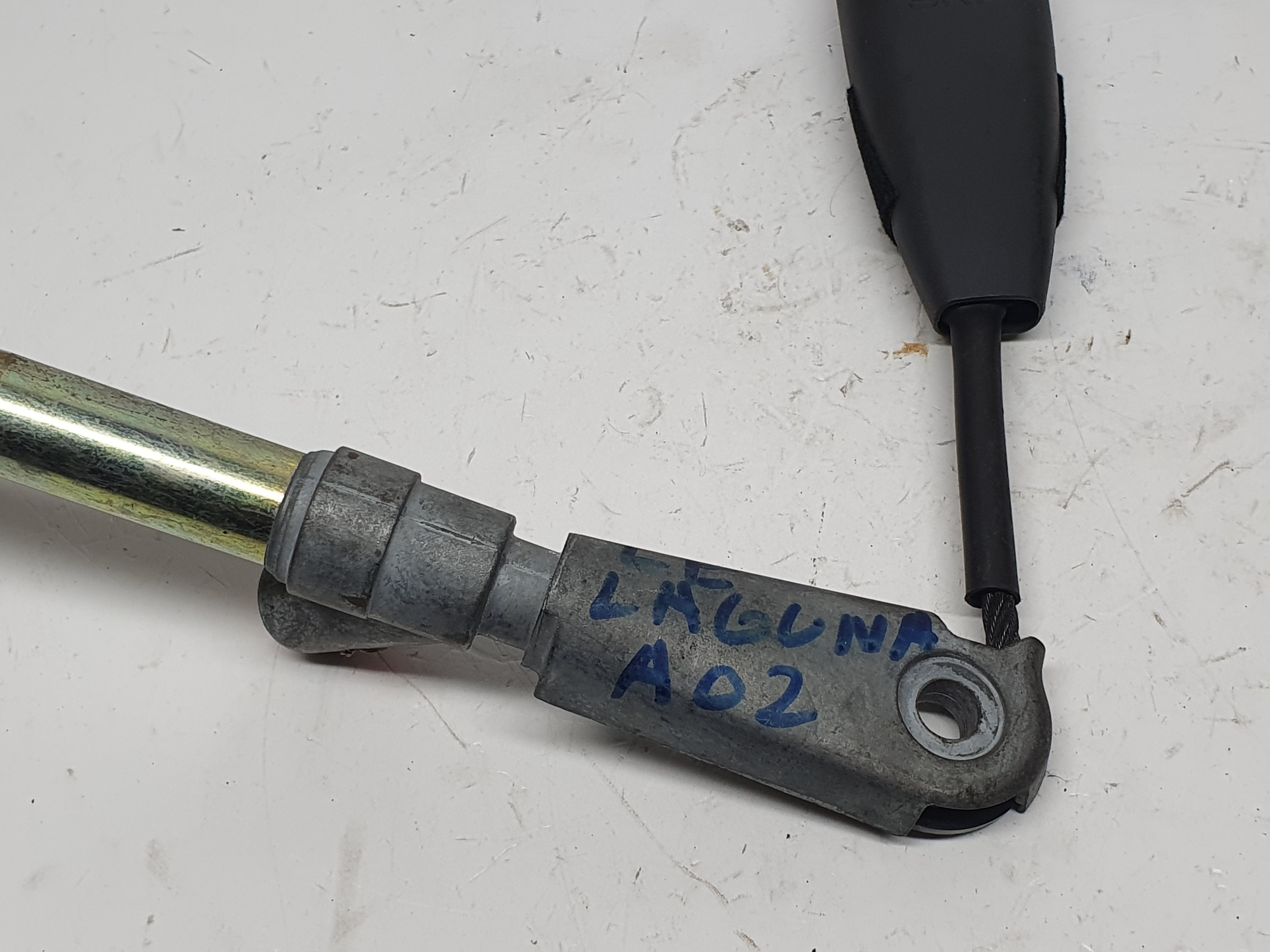 Engate Cinto Frente Esq RENAULT LAGUNA II (BG0/1_) | 01 - 07 Imagem-4 Engate Cinto Frente Esq RENAULT LAGUNA II (BG0/1_) | 01 - 07 Imagem-4