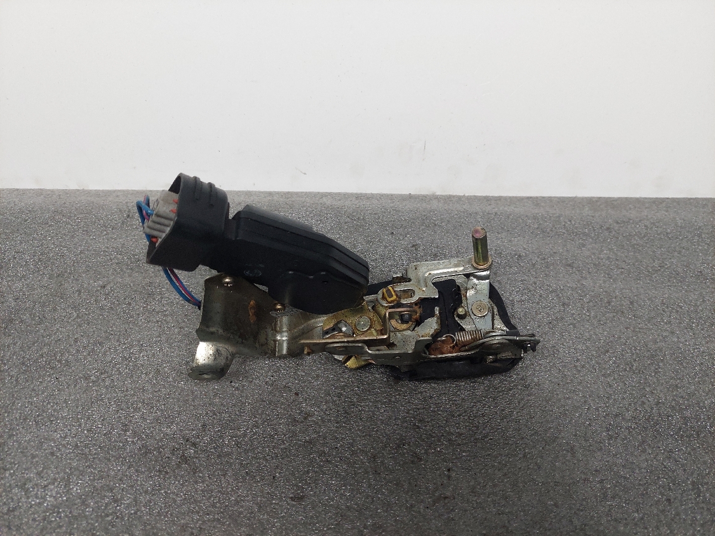 Fecho Porta Frente Dto SUZUKI GRAND VITARA I (FT, HT) | 98 - 06