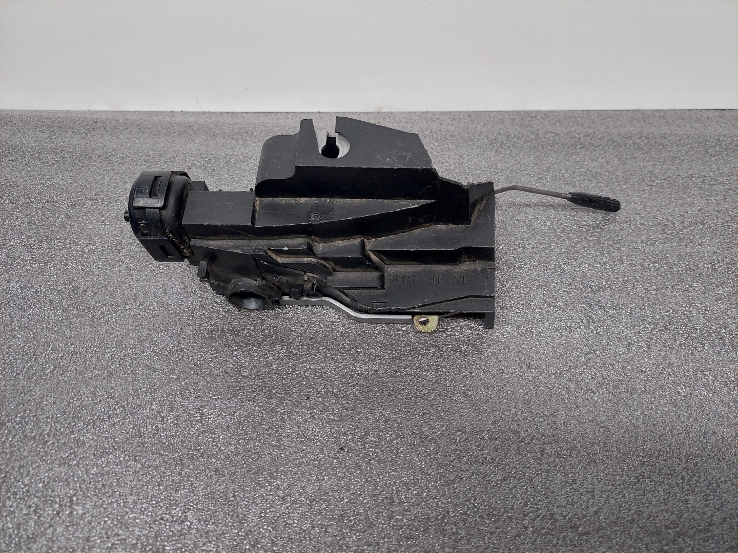 Fecho Porta Frente Esq MERCEDES-BENZ A-CLASS (W168) | 97 - 05