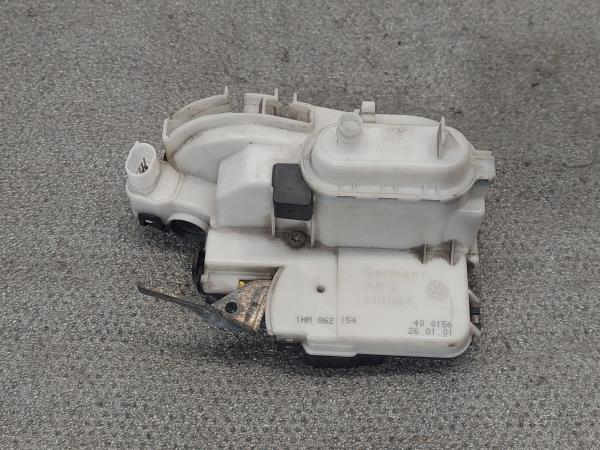 Fecho Porta Frente Dto VOLKSWAGEN POLO (6N2) | 99 - 01 Imagem-1 Fecho Porta Frente Dto VOLKSWAGEN POLO (6N2) | 99 - 01 Imagem-1