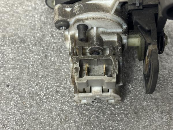 Motor Fecho Mala RENAULT CLIO II Caixa (SB0/1/2_) | 98 - Imagem-2 Motor Fecho Mala RENAULT CLIO II Caixa (SB0/1/2_) | 98 - Imagem-2