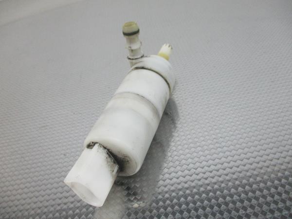 Motor Esguicho / Limpa Vidros MERCEDES-BENZ C-CLASS (W203) | 00 - 07 Imagem-4 Motor Esguicho / Limpa Vidros MERCEDES-BENZ C-CLASS (W203) | 00 - 07 Imagem-4