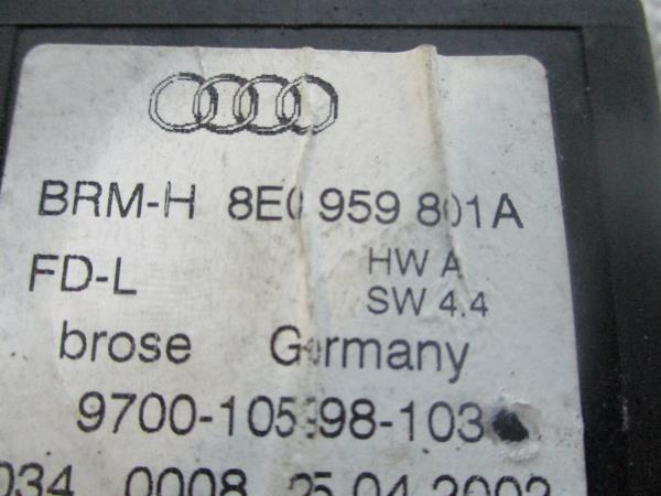 Motor Elevador Porta Tras Esq AUDI A4 (8E2, B6) | 00 - 05 Imagem-4 Motor Elevador Porta Tras Esq AUDI A4 (8E2, B6) | 00 - 05 Imagem-4