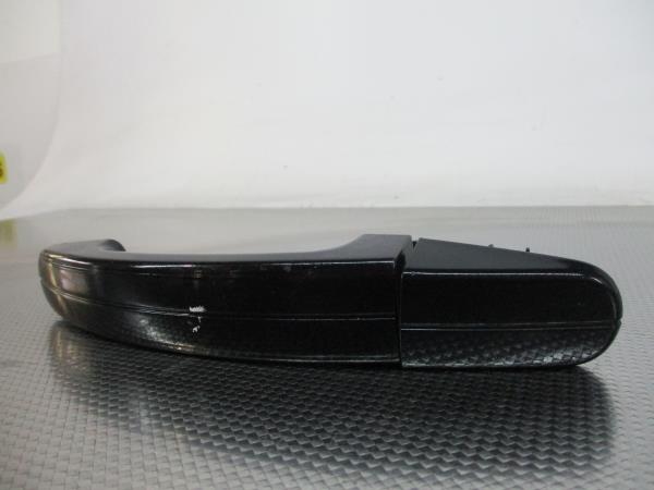 Puxador Exterior Tras Dto FORD FOCUS C-MAX (DM2) | 03 - 07 Imagem-2 Puxador Exterior Tras Dto FORD FOCUS C-MAX (DM2) | 03 - 07 Imagem-2