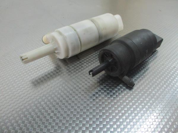 Motor Esguicho / Limpa Vidros MERCEDES-BENZ C-CLASS (W203) | 00 - 07 Imagem-1 Motor Esguicho / Limpa Vidros MERCEDES-BENZ C-CLASS (W203) | 00 - 07 Imagem-1