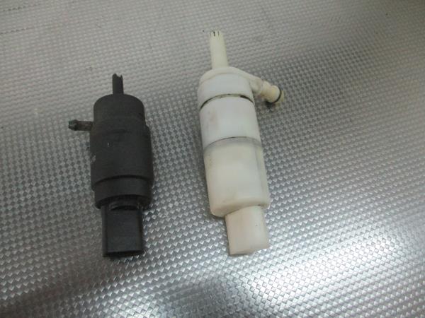 Motor Esguicho / Limpa Vidros MERCEDES-BENZ C-CLASS (W203) | 00 - 07 Imagem-3 Motor Esguicho / Limpa Vidros MERCEDES-BENZ C-CLASS (W203) | 00 - 07 Imagem-3