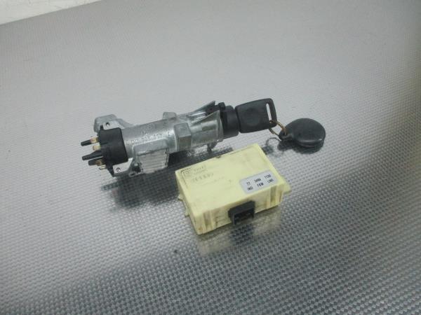 Centralina / Modulo Igniçao (Imobilizador) AUDI A4 Avant (8D5, B5) | 94 - 02 Imagem-1 Centralina / Modulo Igniçao (Imobilizador) AUDI A4 Avant (8D5, B5) | 94 - 02 Imagem-1