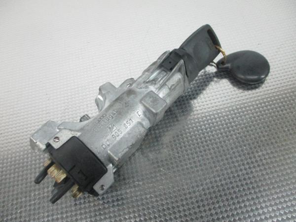 Centralina / Modulo Igniçao (Imobilizador) AUDI A4 Avant (8D5, B5) | 94 - 02 Imagem-4 Centralina / Modulo Igniçao (Imobilizador) AUDI A4 Avant (8D5, B5) | 94 - 02 Imagem-4