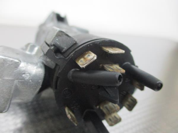 Centralina / Modulo Igniçao (Imobilizador) AUDI A4 Avant (8D5, B5) | 94 - 02 Imagem-6 Centralina / Modulo Igniçao (Imobilizador) AUDI A4 Avant (8D5, B5) | 94 - 02 Imagem-6
